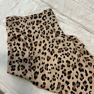 NWOT Forever 21 Leopard Print Midi Skirt
